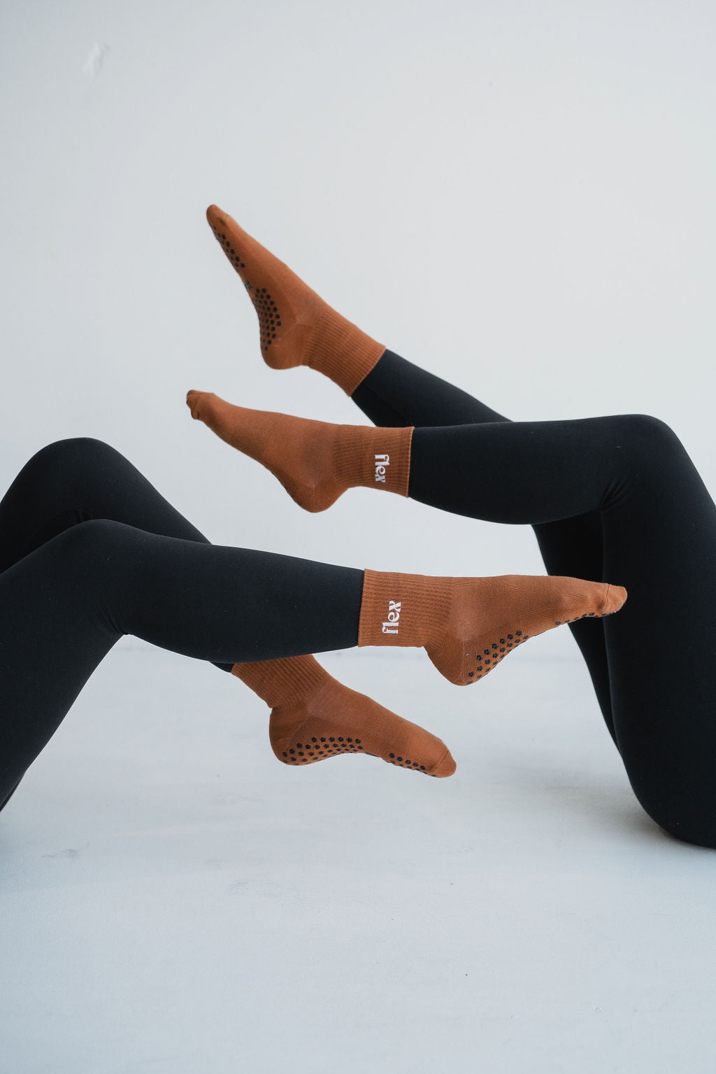 The OG Flex Crew Length Grip Sock - Chestnut