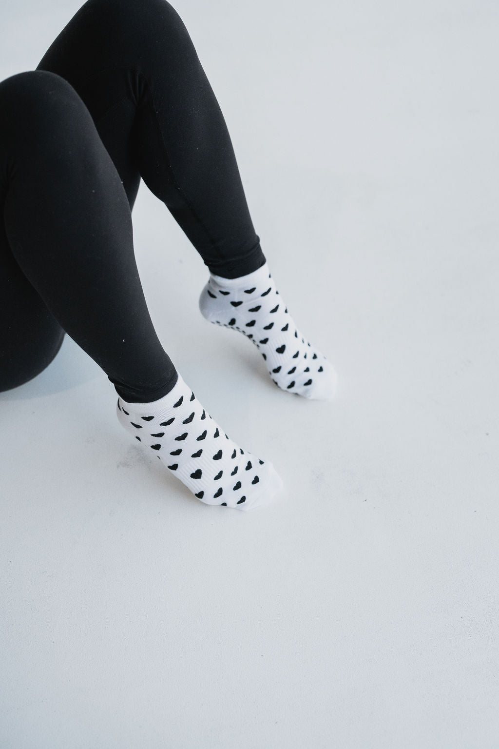 Lovers Ankle Length Grip Sock - White/Black